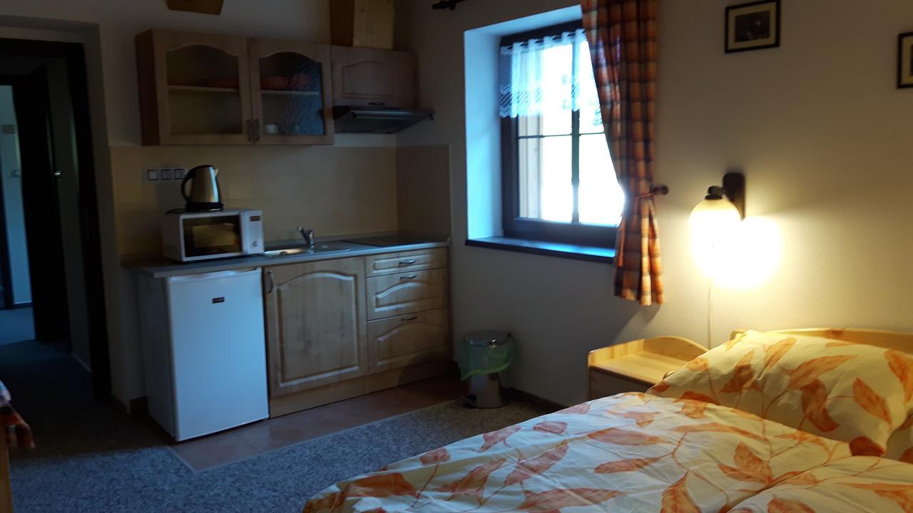 Chata U Tri Sluk Модрава Екстер'єр фото
